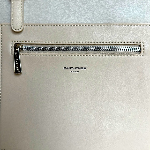 DAVID JONES Paris Cream Shoulder Bag - Picture 2 of 13